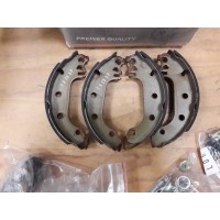 FORD FIESTA MK1  - KIT DE FREIN ARRIERE 178X32 (Bendix)